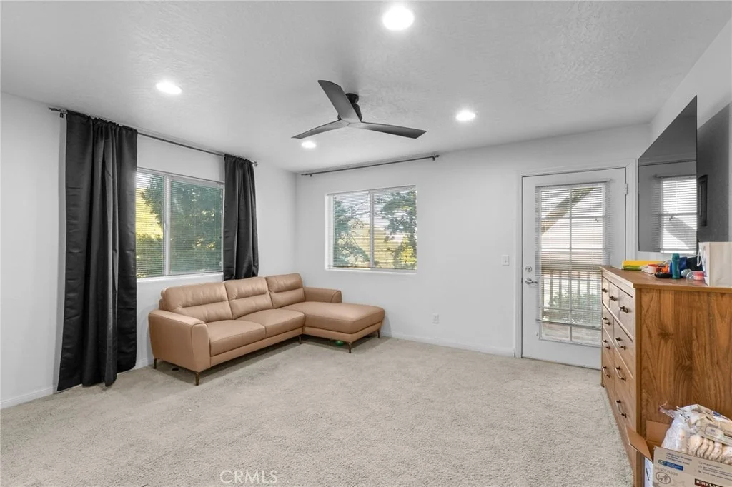 Photo of 23377 Crestview