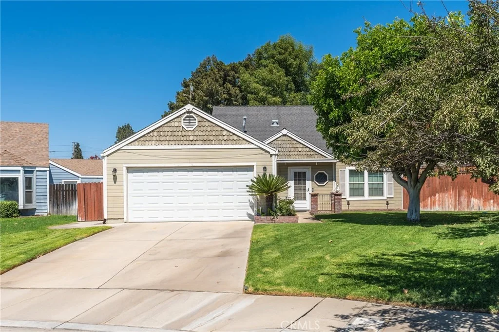 Photo of 940 Torrey Pine