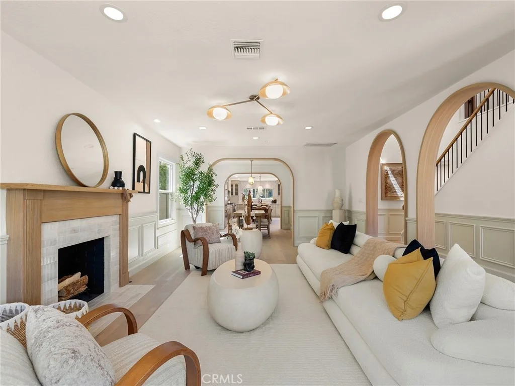 Photo of 323 Santa Rosa Road