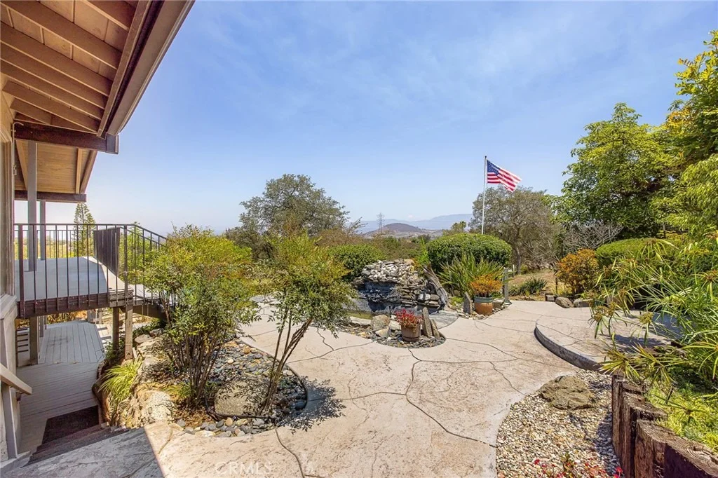 Photo of 10960 Treeside Lane