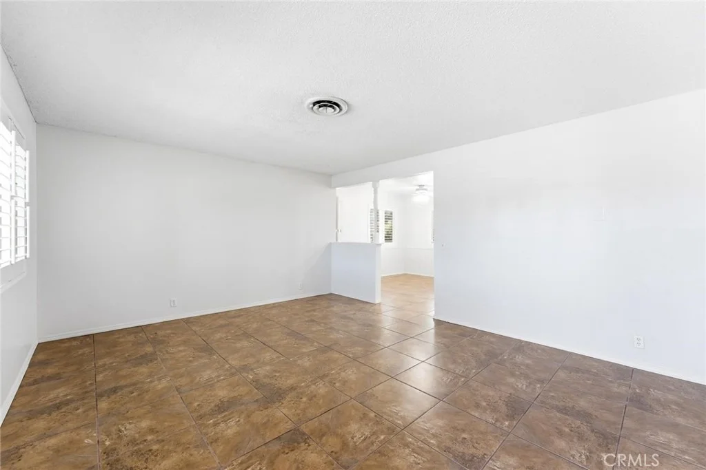 Photo of 780 Shellie Lane