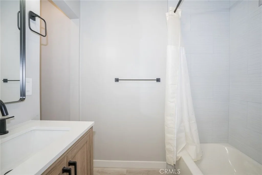 Photo of 6152 Oak