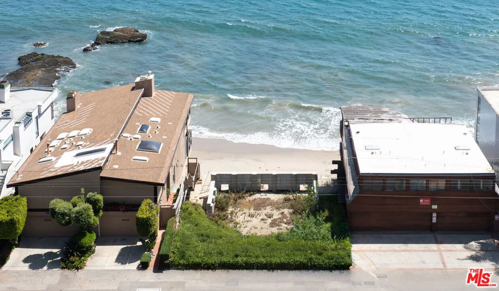 Photo of 25260 Malibu Road
