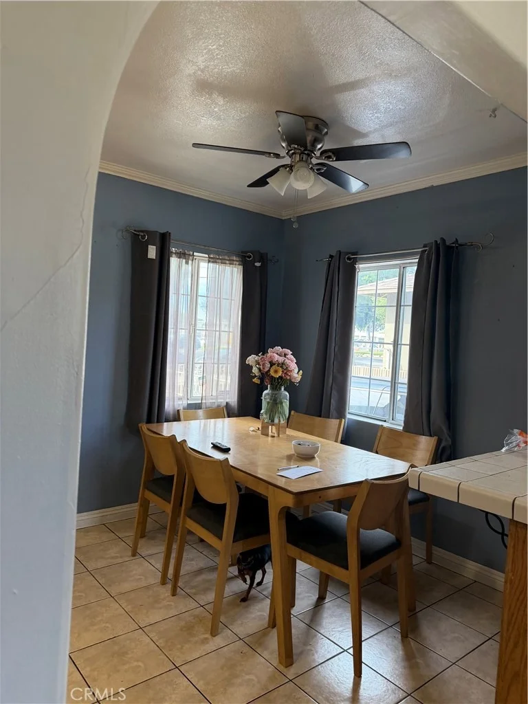 Photo of 9419 Beverly