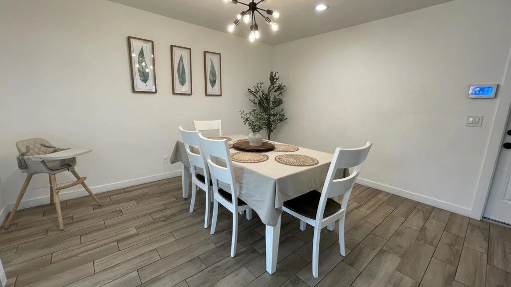 Photo of 54200 Avenida Juarez