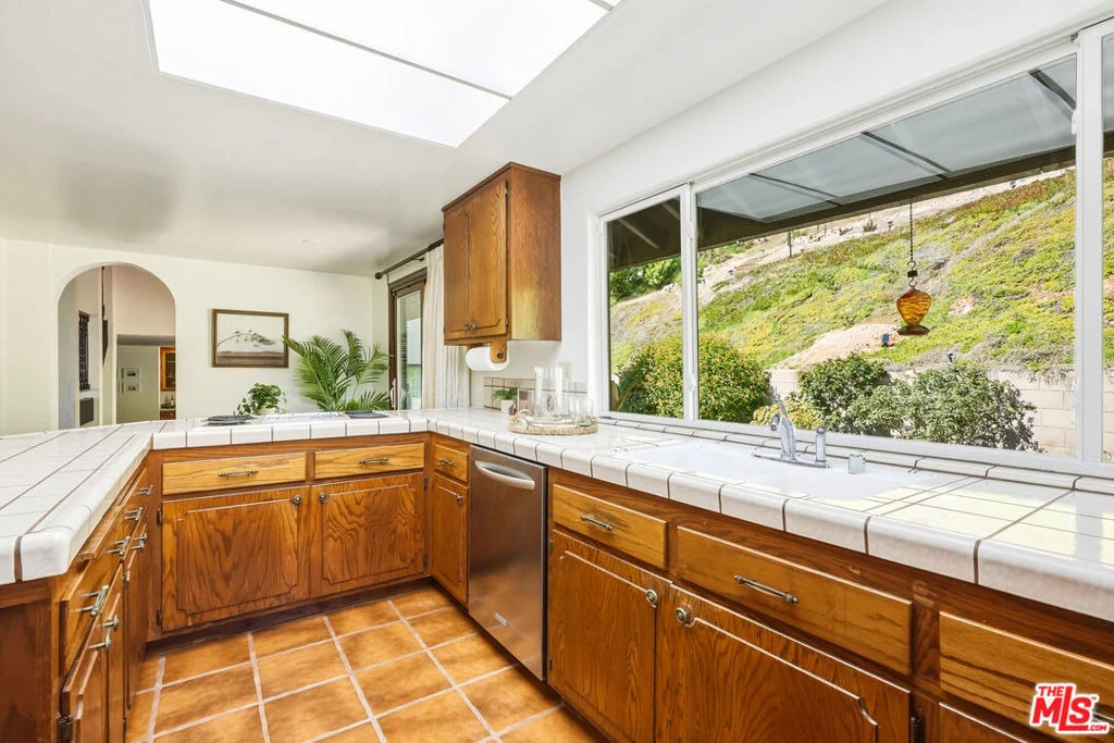 Photo of 5461 Horizon Drive