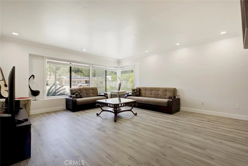 Photo of 6916 Estepa