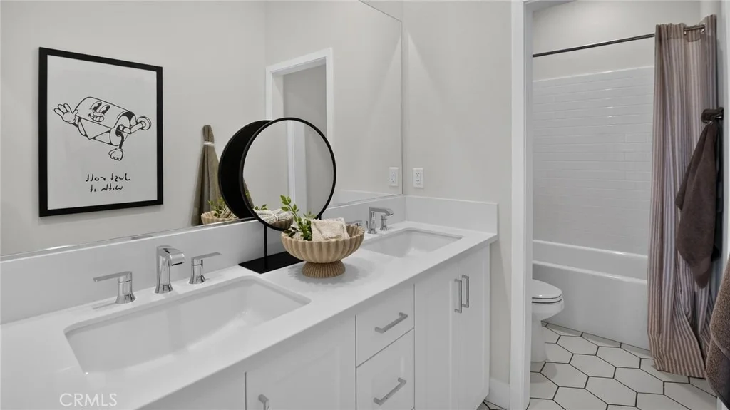 Photo of 28004 Plateau Terrace
