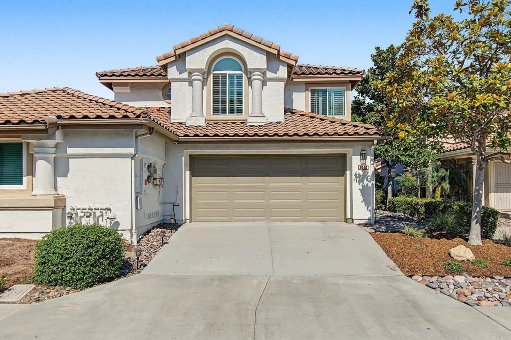 Photo of 1048 Torrey Pines Road