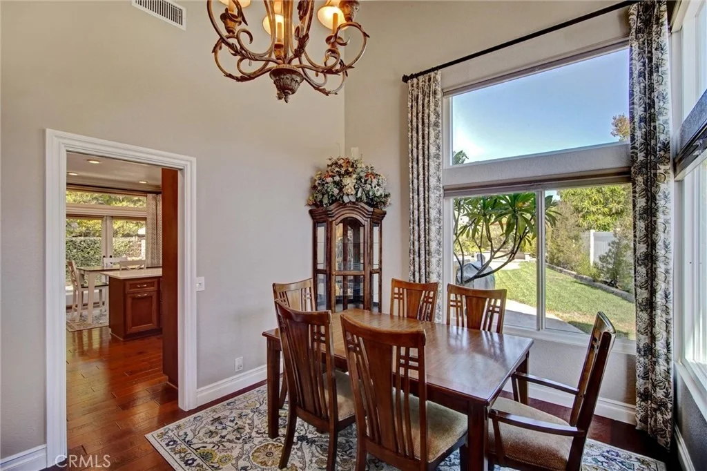 Photo of 445 Somerset Circle