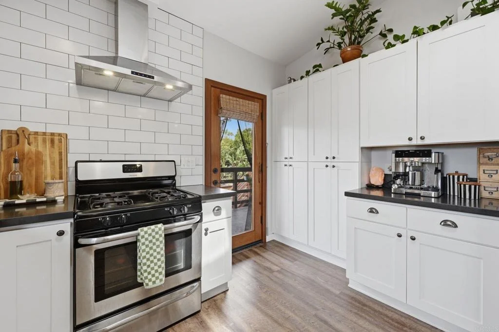 Photo of 637 Sparta Drive