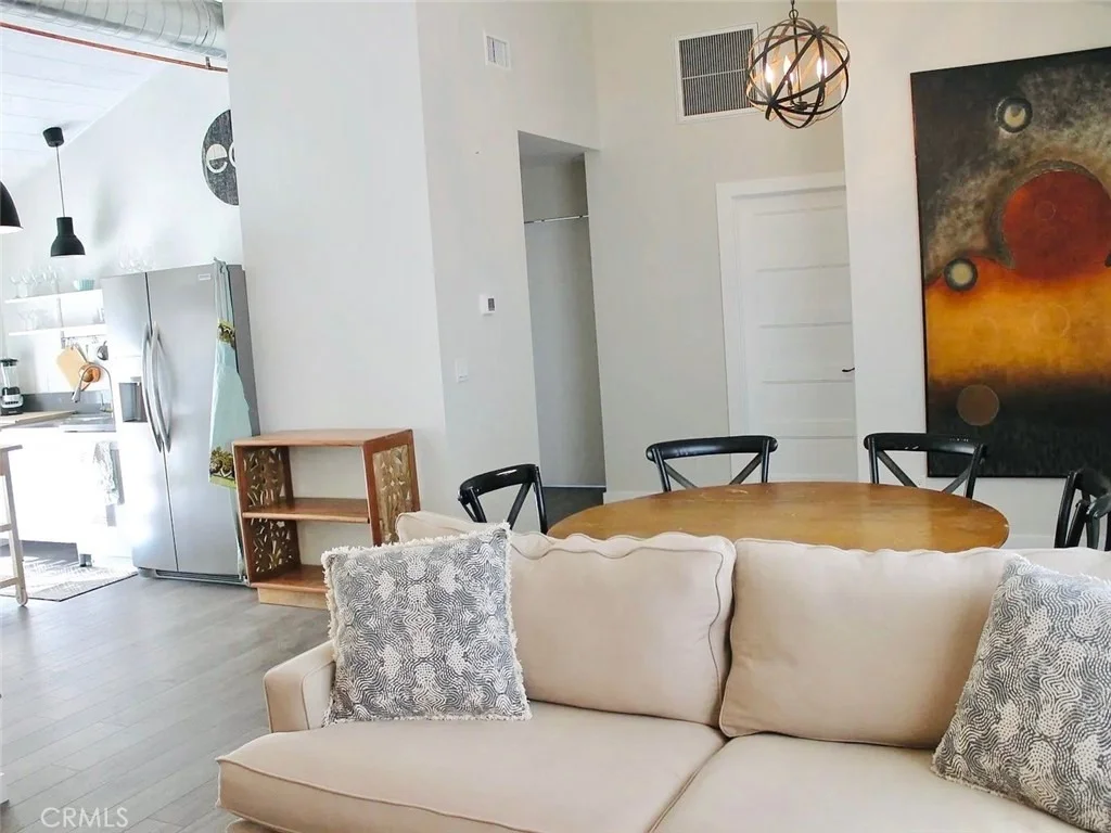 Photo of 60229 La Mirada Trail