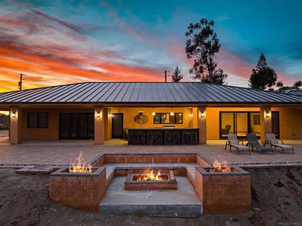 Photo of 3023 25 Via Viejas