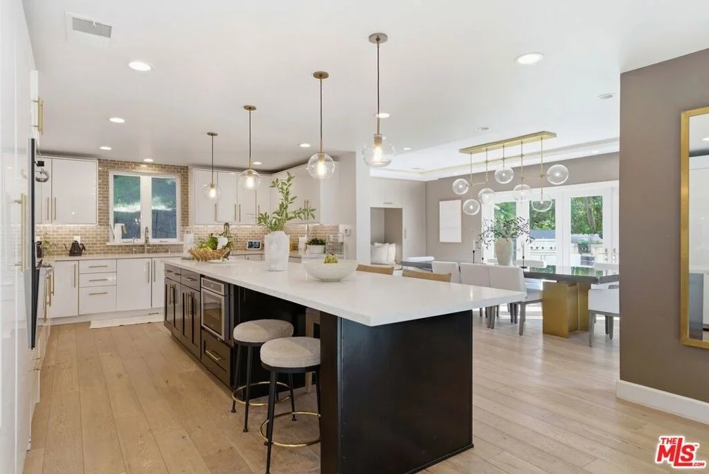 Photo of 7546 Devista Drive