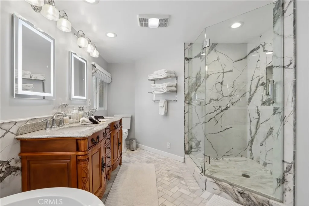 Photo of 229 Hemlock Drive