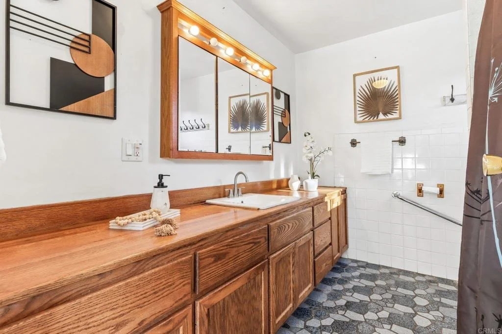 Photo of 39339 De Luz Road