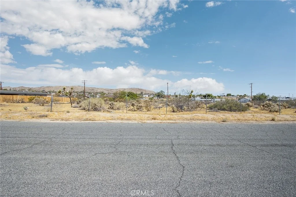 Photo of 61900 Verbena Road