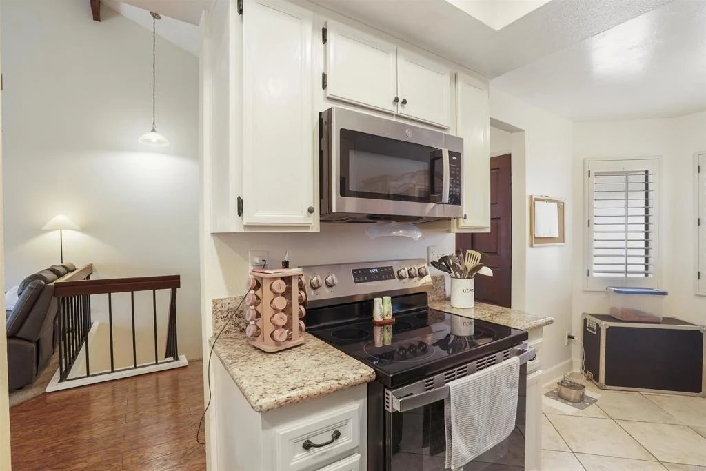 Photo of Unit E at 1502 Apache Dr