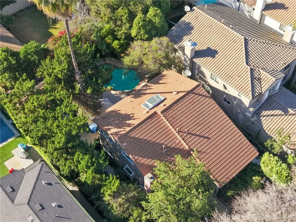 Photo of 4963 Haskell