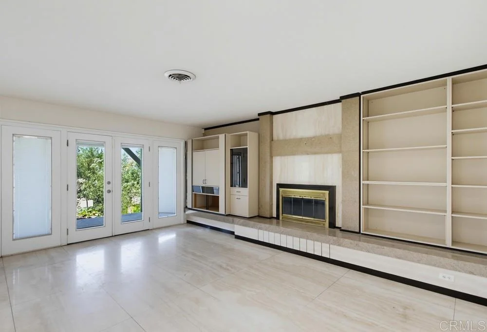 Photo of 31122 Old River Road