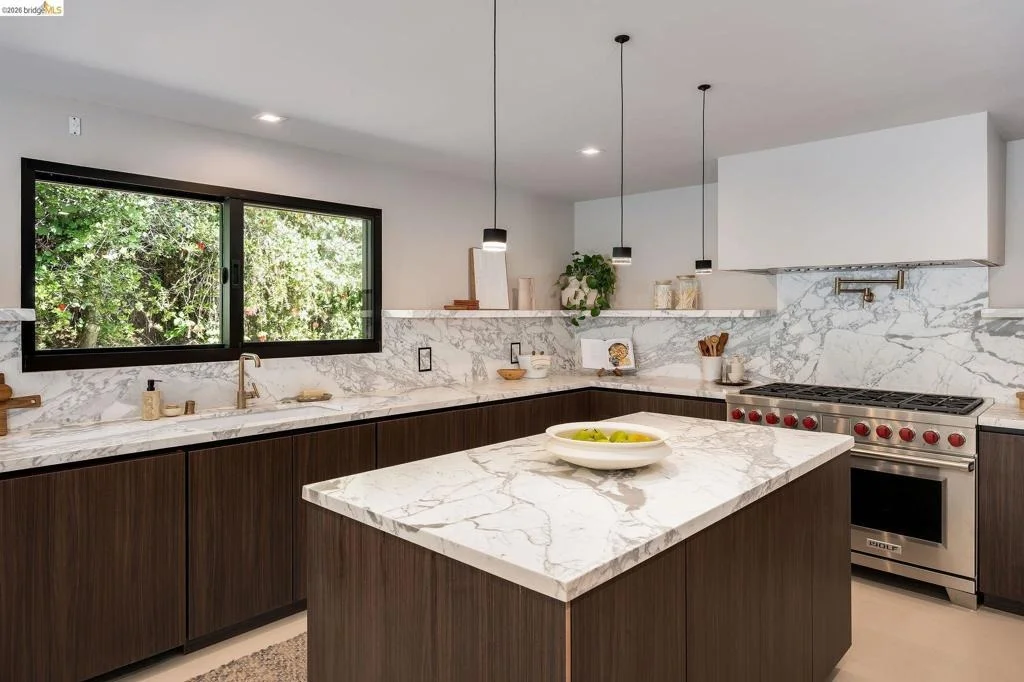 Photo of 5645 Bacon Rd
