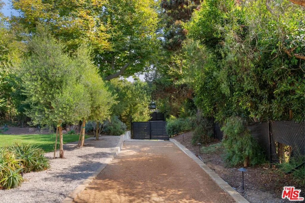 Photo of 6316 Busch Drive