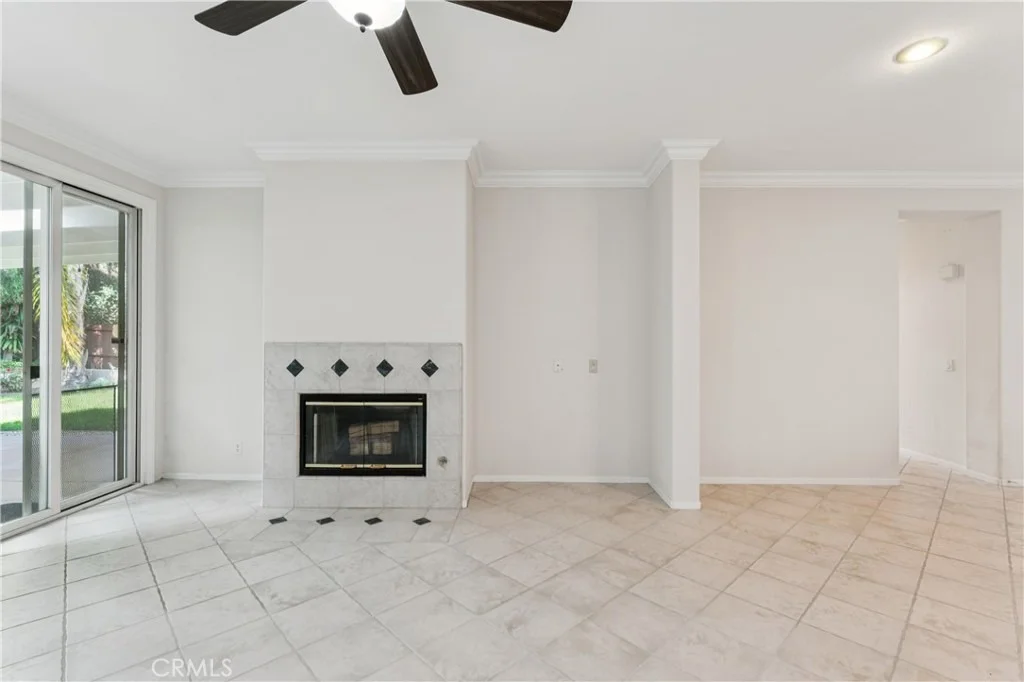 Photo of 31515 Congressional