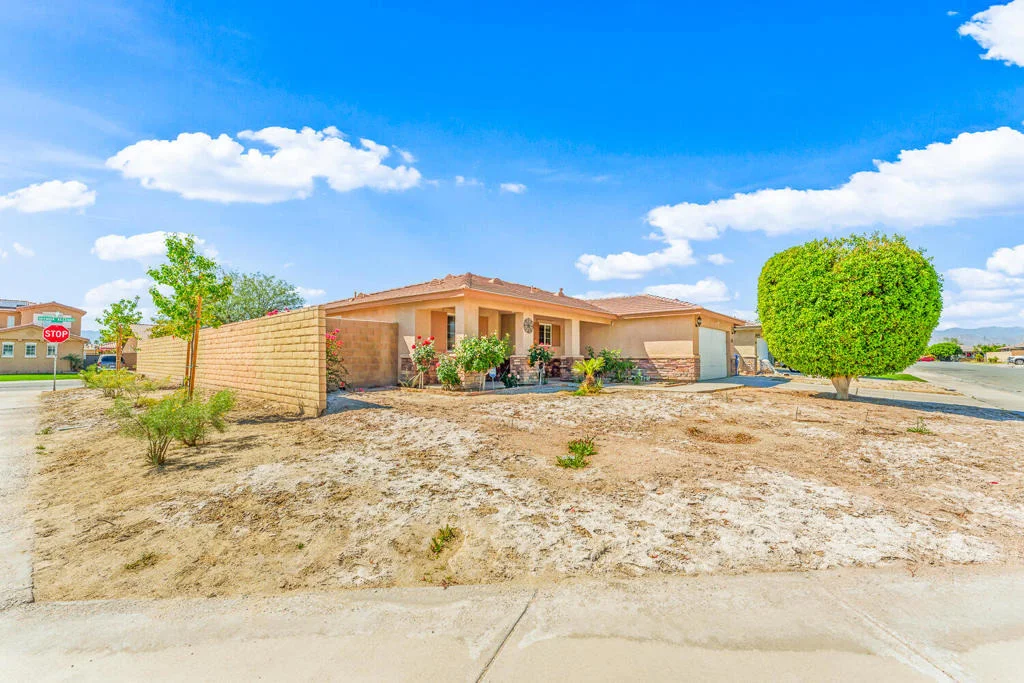 Photo of 85701 Avenida Nicole