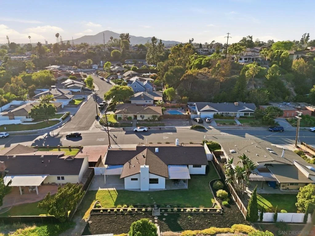 Photo of 6375 Primrose Drive