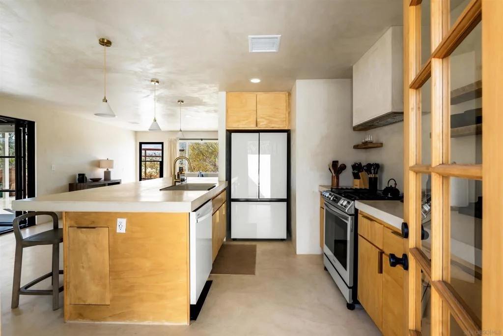 Photo of 61790 Morningside Road