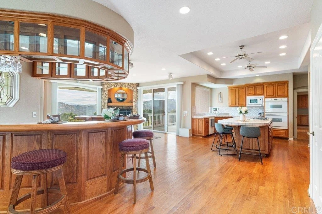 Photo of 4327 Hollyhill Road