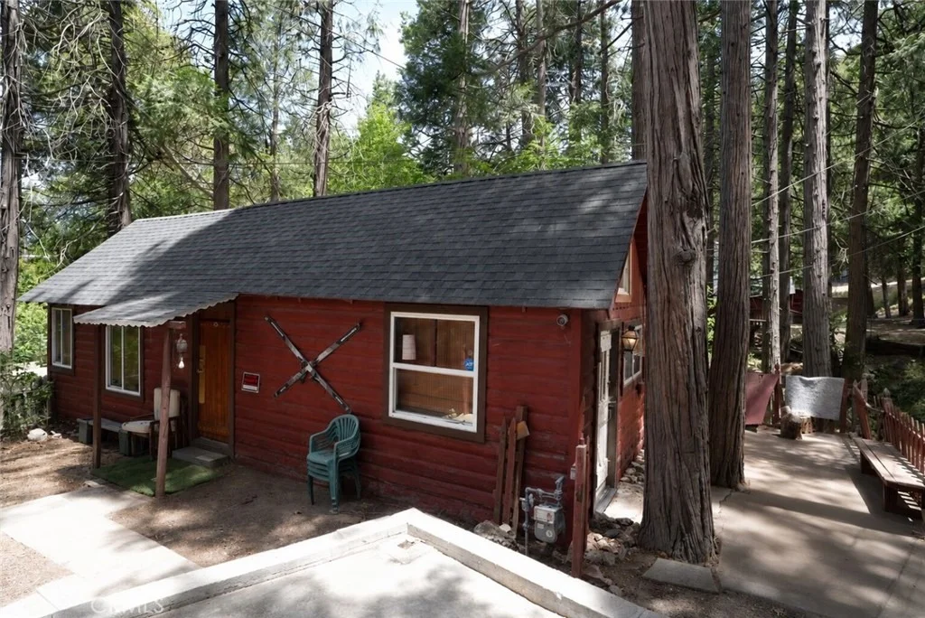 Photo of 25020 Moon Drive