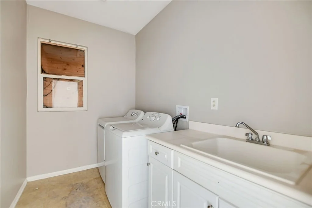 Photo of 307 Monument Parkway