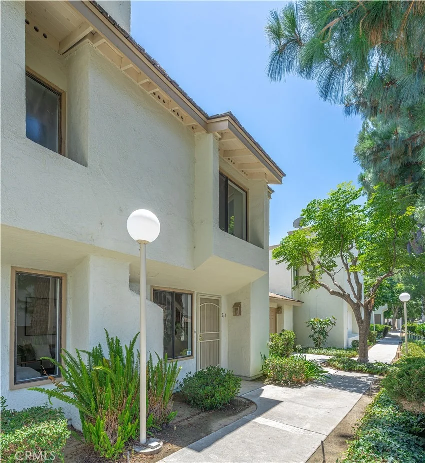 Photo of 214 Mountain Court
