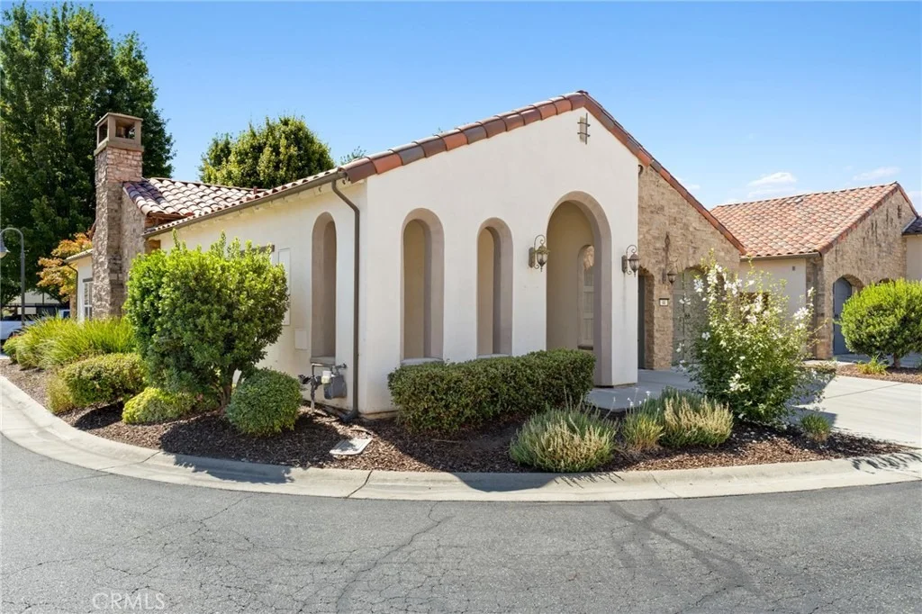 Photo of 44 Veneto Circle