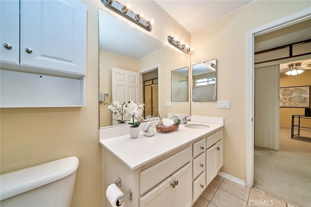 Photo of 1043 Hawthorne
