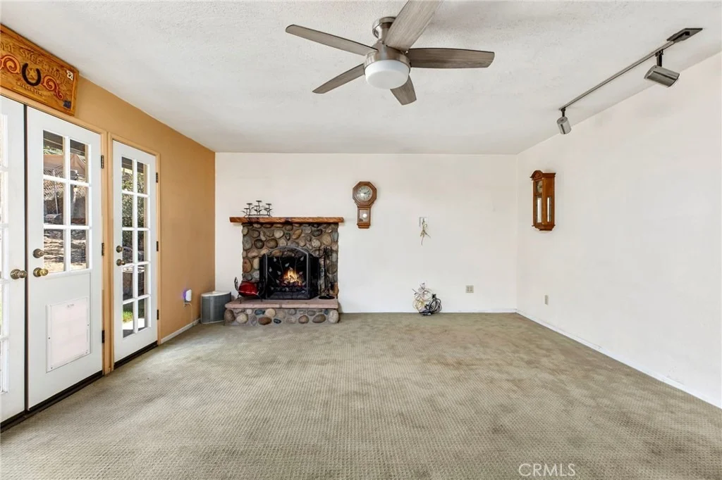 Photo of 4581 Crestview Drive