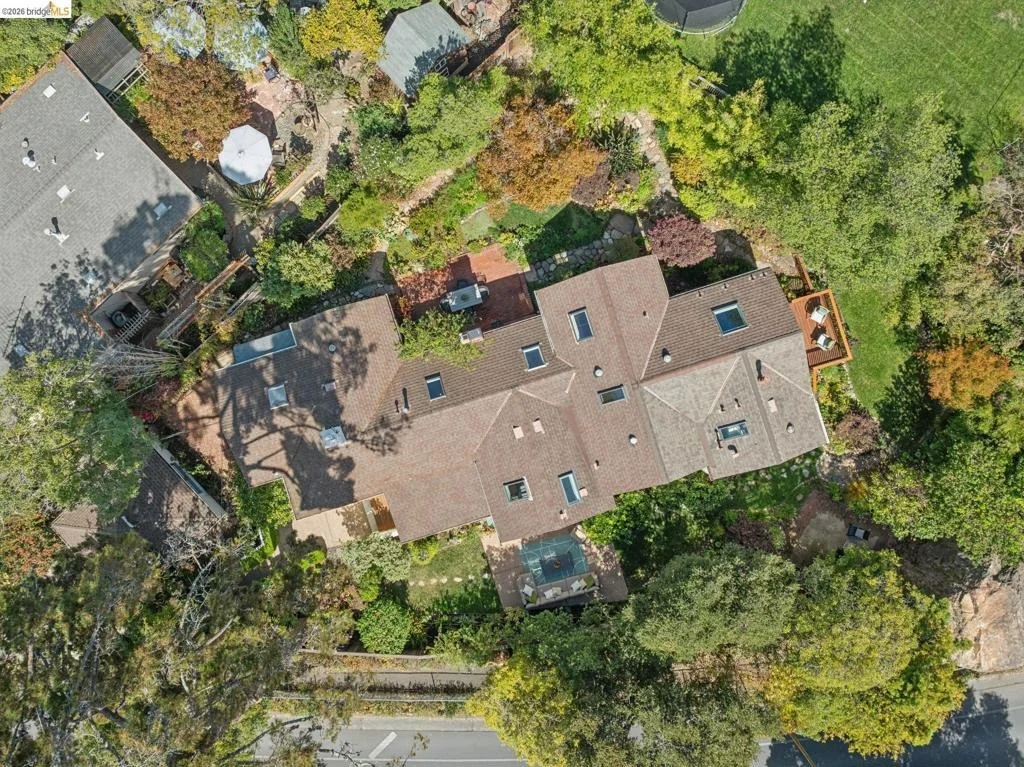 Photo of 929 Contra Costa Ave