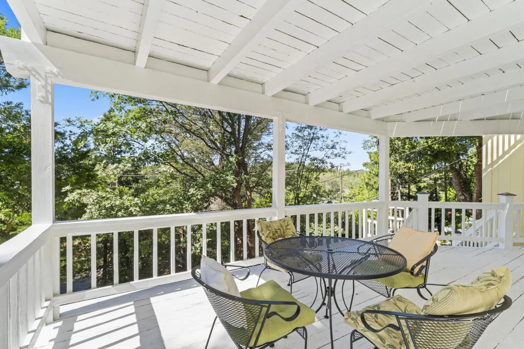 Photo of 692 Zurich Drive