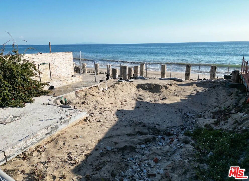Photo of 21644 Pacific Coast Highway