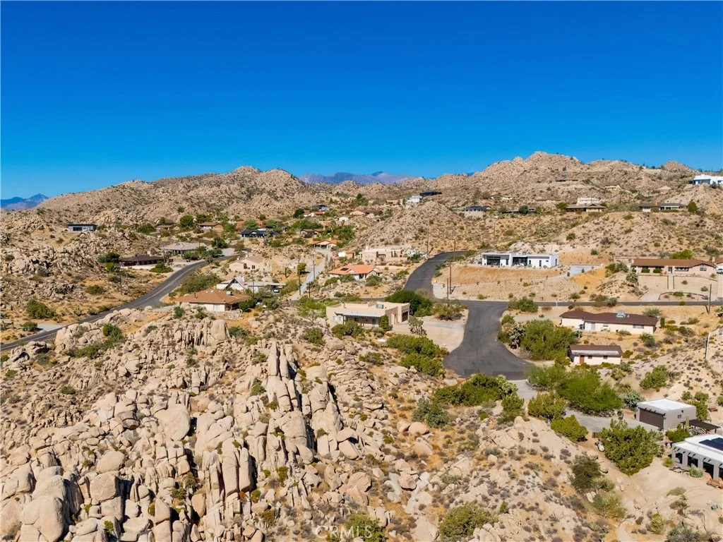 Photo of 6231 Mirlo