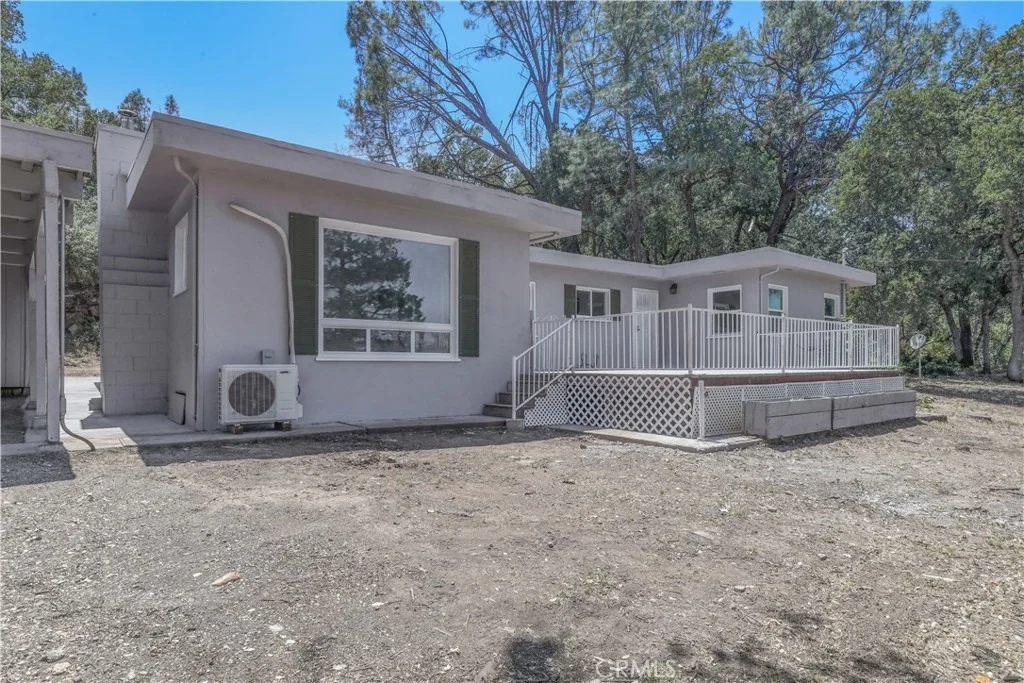 Photo of 15905 Kugelman