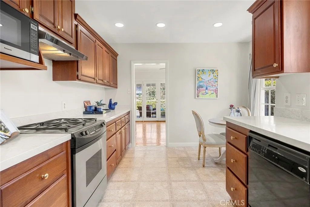Photo of 1104 Cerritos