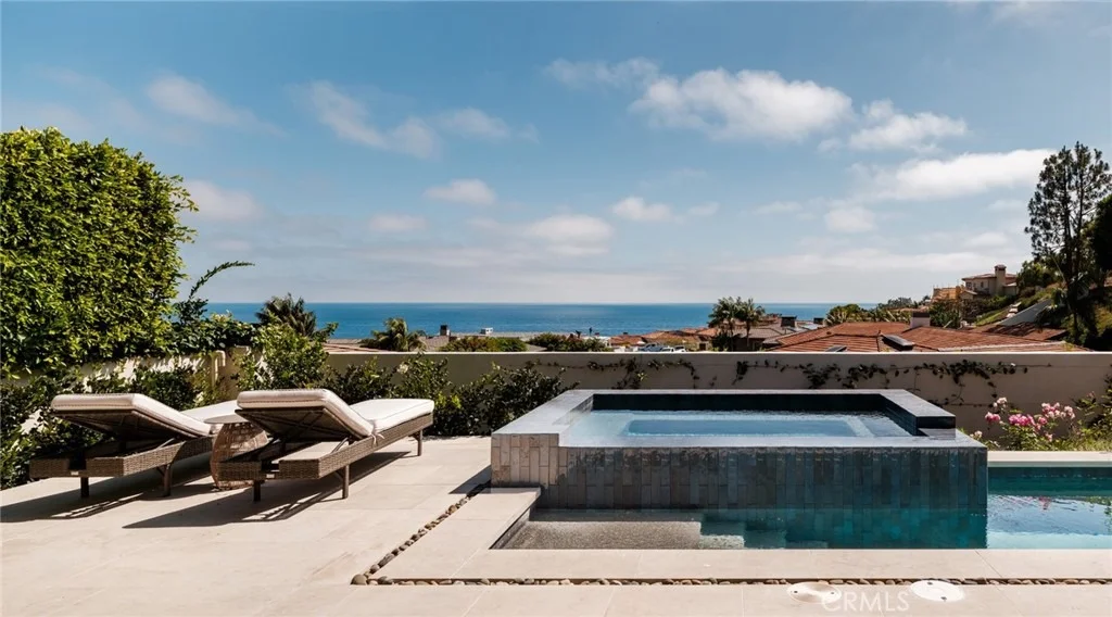 Photo of 2595 Altamar
