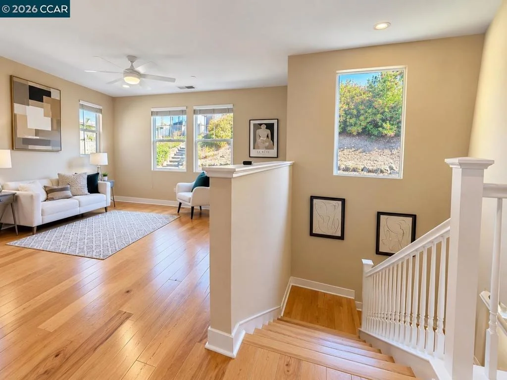 Photo of 1096 Gardenia Loop