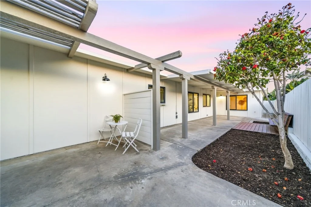 Photo of 212 Avenida Sierra
