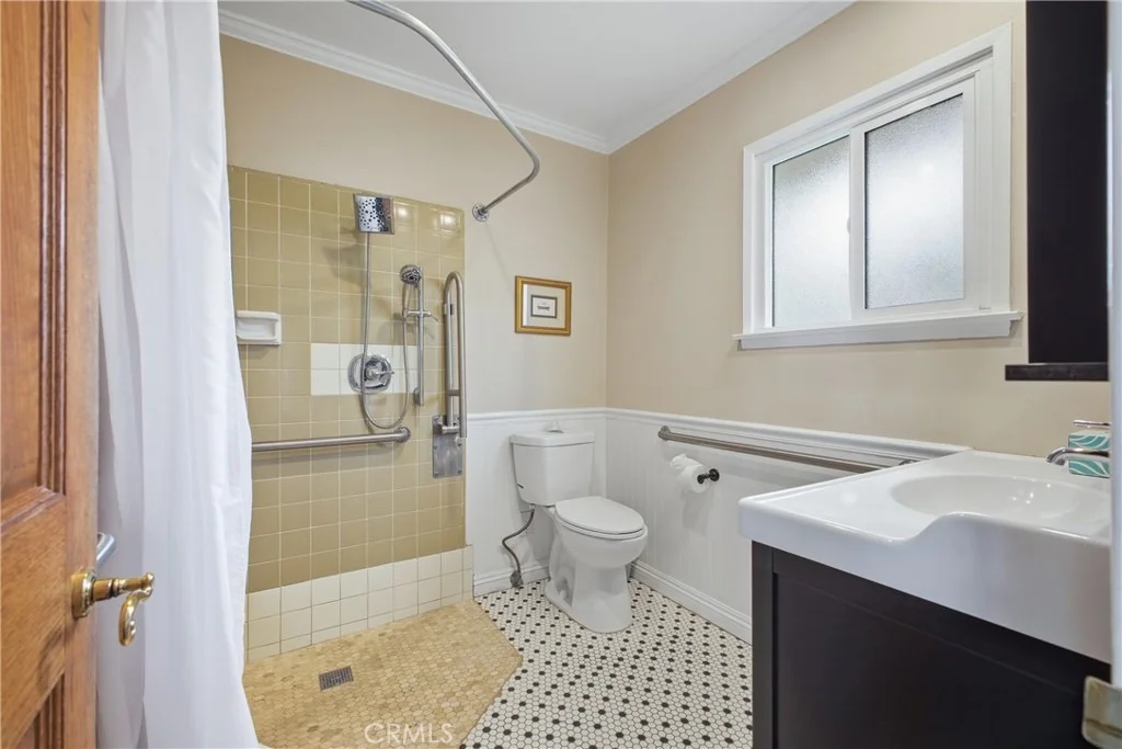 Photo of 2407 Greenfield
