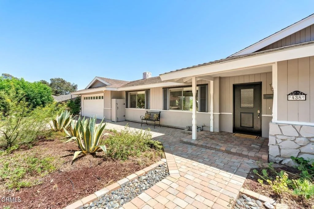 Photo of 438 E View Drive