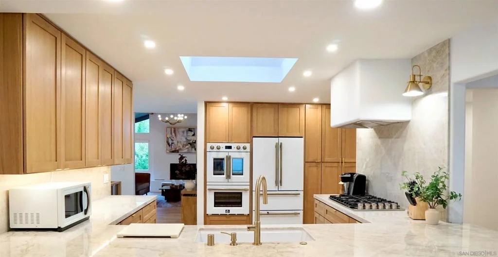 Photo of 4242 Avenida Gregory