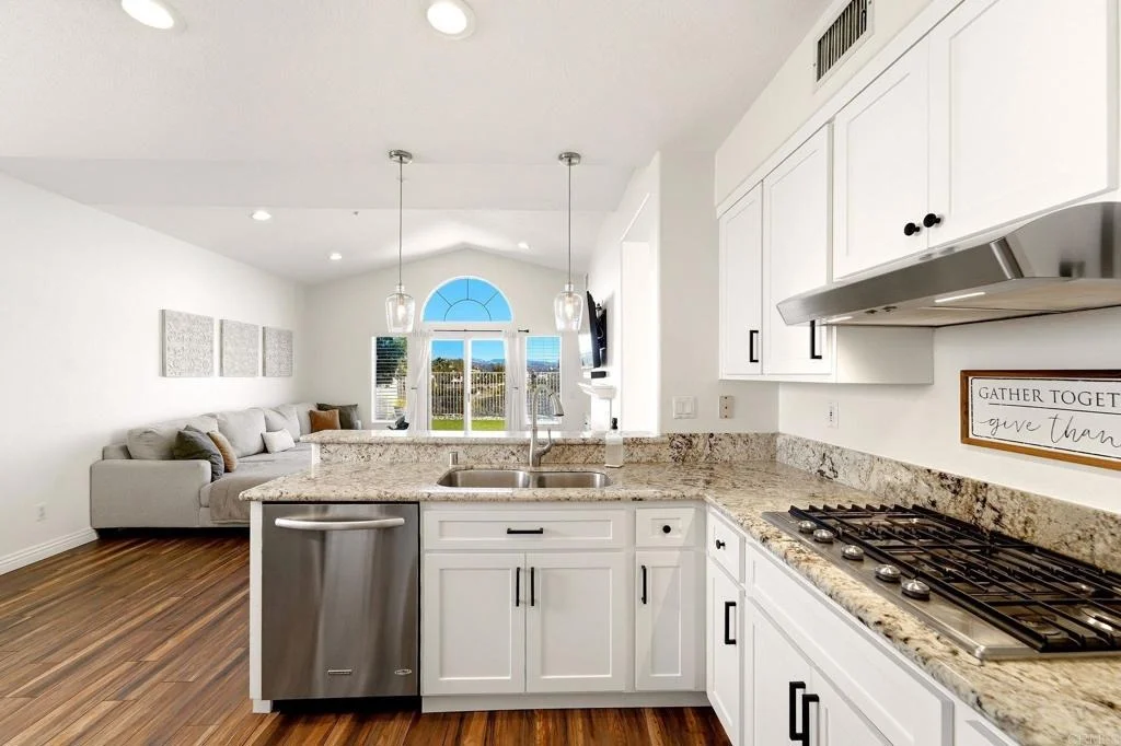 Photo of 2467 Rock View